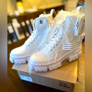 Steve Madden Thora P boots